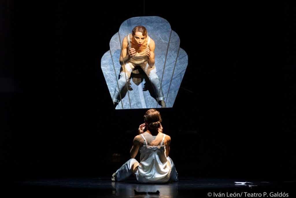 Primera foto de la danza "La voz que espera" de 2024