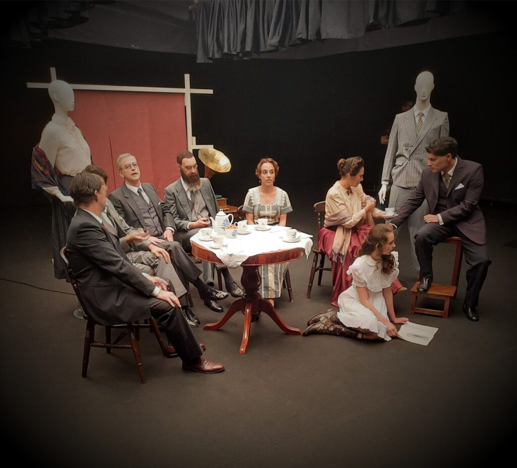 Tercera foto de la película documental "La celeste inquietud de las cosas" del 2022